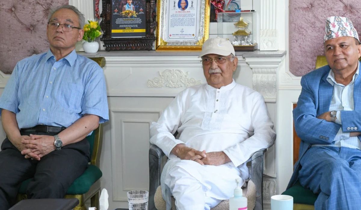 एमाले पुनर्गठन बहसमा नेतृत्व परिवर्तनको मुद्दा हटाउने सहमति